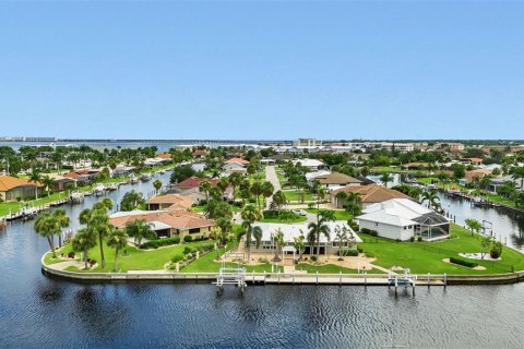 Villa ou maison à vendre à Punta Gorda, Floride: 3 chambres, 187.48 m2 № 1315488 - photo 28