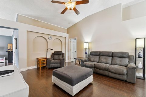 Casa en venta en Wesley Chapel, Florida, 3 dormitorios, 174.1 m2 № 1287671 - foto 7