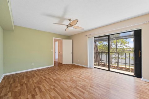 Adosado en venta en Stuart, Florida, 3 dormitorios, 140.47 m2 № 1182103 - foto 17