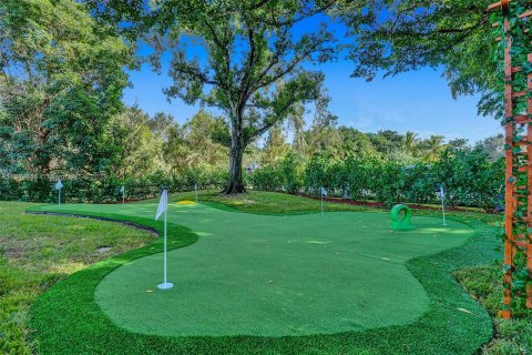 Villa ou maison à louer à Davie, Floride: 8 chambres, 360.18 m2 № 207944 - photo 9