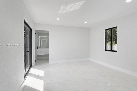 Casa en venta en Miami, Florida, 3 dormitorios, 107.86 m2 № 1368995 - foto 11