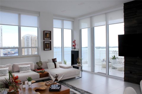 Copropriété à vendre à Miami, Floride: 2 chambres, 129.78 m2 № 1368994 - photo 12