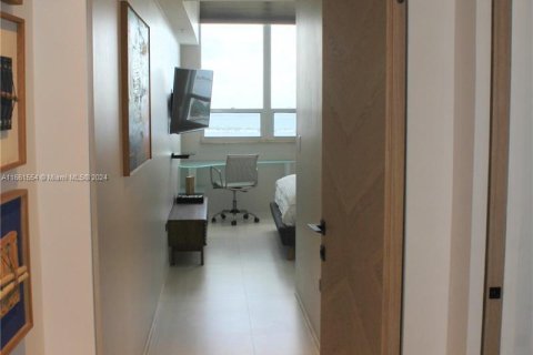 Condominio en venta en Miami, Florida, 2 dormitorios, 129.78 m2 № 1368994 - foto 26