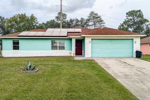 Casa en venta en Ocala, Florida, 5 dormitorios, 212.19 m2 № 1362817 - foto 1