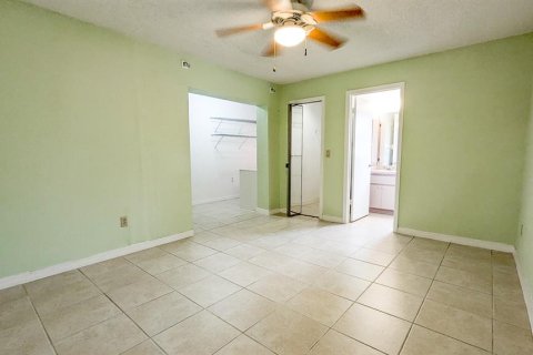 Casa en venta en Ocala, Florida, 5 dormitorios, 212.19 m2 № 1362817 - foto 15