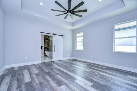 Casa en venta en Tampa, Florida, 4 dormitorios, 190.54 m2 № 1362816 - foto 13