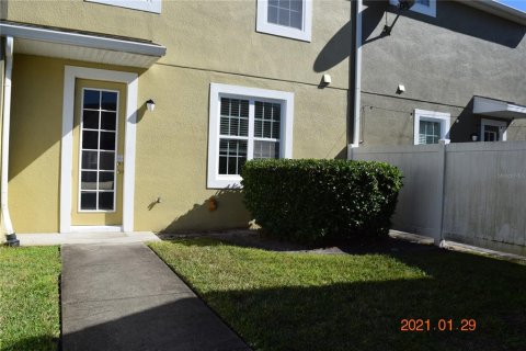 Touwnhouse à louer à Orlando, Floride: 3 chambres, 122.45 m2 № 1378229 - photo 4