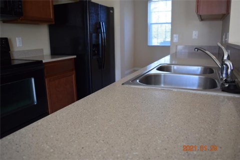 Townhouse in Orlando, Florida 3 bedrooms, 122.45 sq.m. № 1378229 - photo 19