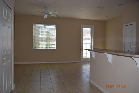 Touwnhouse à louer à Orlando, Floride: 3 chambres, 122.45 m2 № 1378229 - photo 16