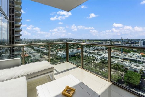 Condominio en venta en Bal Harbour, Florida, 2 dormitorios, 148.55 m2 № 1431336 - foto 6