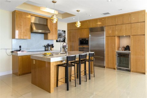 Condominio en venta en Bal Harbour, Florida, 2 dormitorios, 148.55 m2 № 1431336 - foto 26