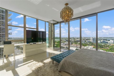 Condominio en venta en Bal Harbour, Florida, 2 dormitorios, 148.55 m2 № 1431336 - foto 27