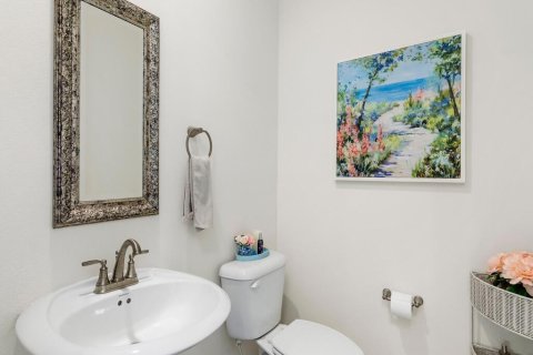 Casa en venta en Vero Beach, Florida, 4 dormitorios, 279.36 m2 № 668753 - foto 1