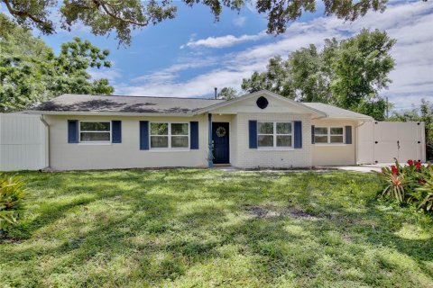 Villa ou maison à louer à Orlando, Floride: 3 chambres, 117.8 m2 № 1366776 - photo 1