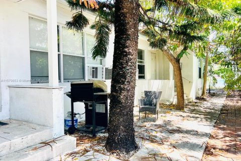 Купить коммерческую недвижимость в Майами-Бич, Флорида 180.79м2, № 1153915 - фото 13