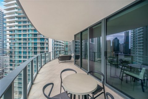 Condominio en venta en Miami, Florida, 3 dormitorios, 177.35 m2 № 1368900 - foto 19