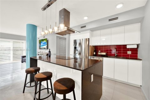 Casa en venta en Miami, Florida, 3 dormitorios, 137.12 m2 № 1368903 - foto 10