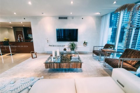 Condominio en venta en Miami, Florida, 3 dormitorios, 183.67 m2 № 1365876 - foto 8