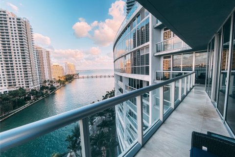 Copropriété à vendre à Miami, Floride: 3 chambres, 183.67 m2 № 1365876 - photo 3