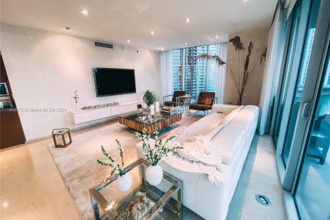 Condominio en venta en Miami, Florida, 3 dormitorios, 183.67 m2 № 1365876 - foto 7