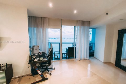 Condominio en venta en Miami, Florida, 3 dormitorios, 183.67 m2 № 1365876 - foto 24