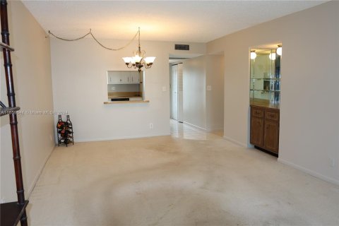 Copropriété à vendre à Boca Raton, Floride: 2 chambres, 90.95 m2 № 1364863 - photo 11