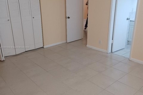 Condo in Homestead, Florida, 3 bedrooms  № 1367257 - photo 6