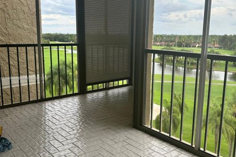 Appartement à louer à Weston, Floride: 2 chambres, 118.26 m2 № 1367228 - photo 1