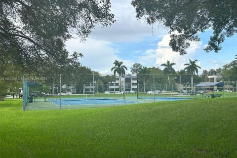 Apartamento en alquiler en Weston, Florida, 2 dormitorios, 118.26 m2 № 1367228 - foto 12