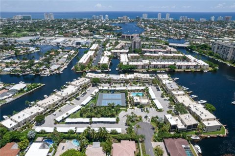 Copropriété à vendre à Pompano Beach, Floride: 2 chambres, 108.7 m2 № 1151769 - photo 2