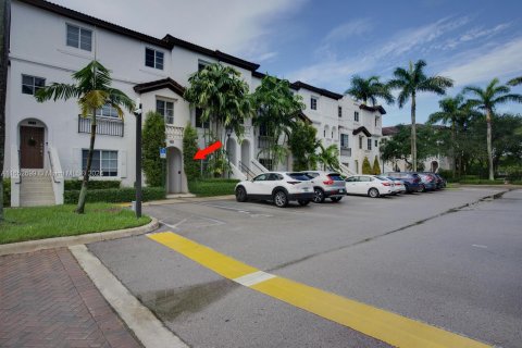 Condo in Miramar, Florida, 3 bedrooms  № 1365315 - photo 2