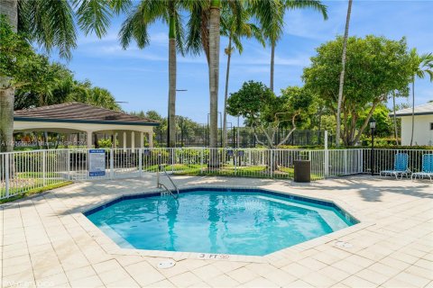 Touwnhouse à vendre à Doral, Floride: 5 chambres, 218.78 m2 № 1365316 - photo 7