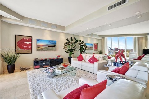 Condominio en venta en Aventura, Florida, 3 dormitorios, 294.78 m2 № 1233464 - foto 10