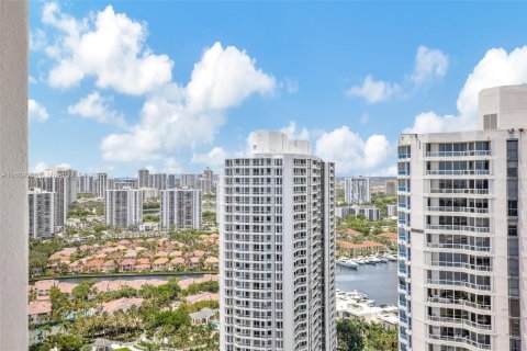 Condo in Aventura, Florida, 3 bedrooms  № 1233464 - photo 28