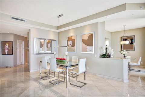 Condo in Aventura, Florida, 3 bedrooms  № 1233464 - photo 15