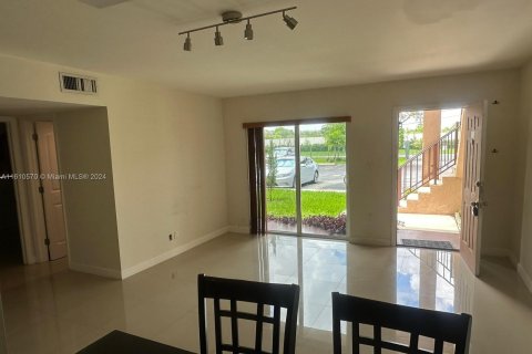 Copropriété à vendre à Miami, Floride: 2 chambres, 91.69 m2 № 1233468 - photo 6