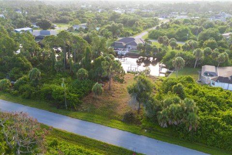 Terreno en venta en Port Charlotte, Florida № 1297083 - foto 9