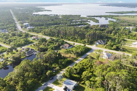 Terreno en venta en Port Charlotte, Florida № 1297083 - foto 4