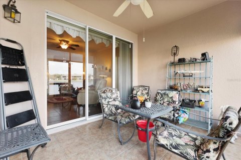 Townhouse in Davenport, Florida 2 bedrooms, 133.31 sq.m. № 1192140 - photo 24