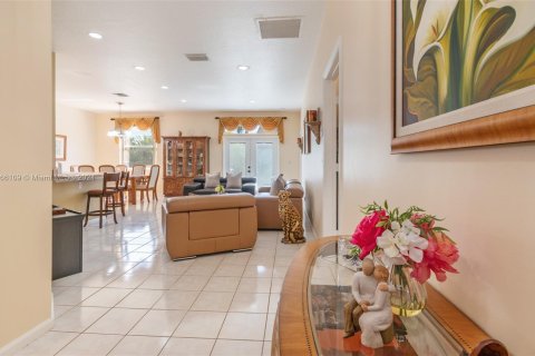 Villa ou maison à vendre à Greenacres, Floride: 2 chambres, 124.49 m2 № 1103021 - photo 8