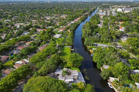 Купить земельный участок в Норт-Майами, Флорида № 779627 - фото 3