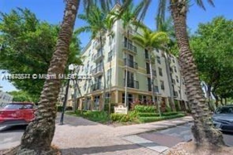 Condominio en venta en Hollywood, Florida, 3 dormitorios, 118.64 m2 № 1396972 - foto 1