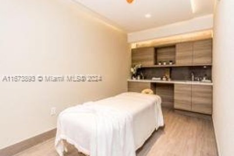 Condominio en venta en North Miami Beach, Florida, 3 dormitorios, 163.14 m2 № 1396973 - foto 25