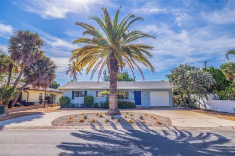 Villa ou maison à louer à Saint Pete Beach, Floride: 3 chambres, 129.69 m2 № 1368122 - photo 3