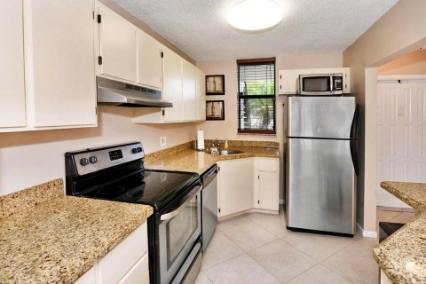 Condo in Deerfield Beach, Florida, 2 bedrooms  № 1146167 - photo 20