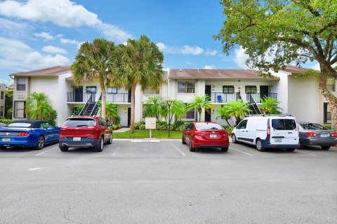 Copropriété à vendre à Deerfield Beach, Floride: 2 chambres, 85.1 m2 № 1146167 - photo 23