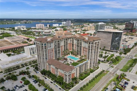 Condo in West Palm Beach, Florida, 1 bedroom  № 1362310 - photo 3