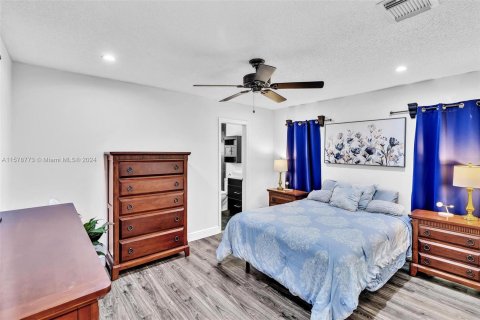 Купить виллу или дом в Корал-Спрингс, Флорида 3 спальни, 128.67м2, № 1153988 - фото 21