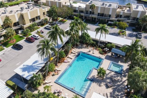 Copropriété à vendre à Pompano Beach, Floride: 2 chambres, 139.17 m2 № 927770 - photo 21