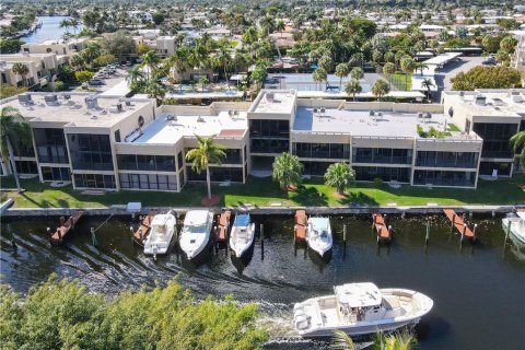 Condo in Pompano Beach, Florida, 2 bedrooms  № 927770 - photo 25